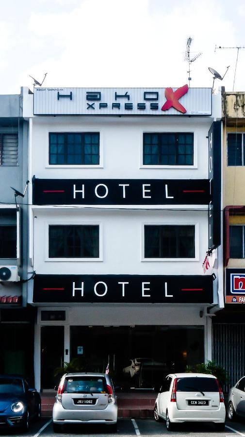 Hotel Hako Xpress Tmn Skudai Baru Esterno foto