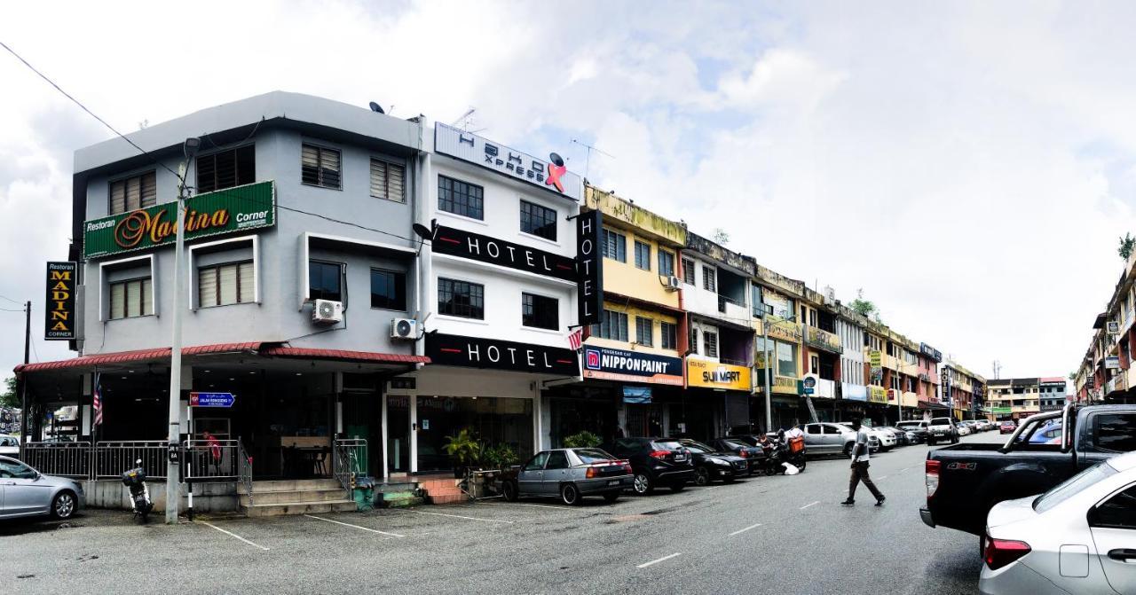 Hotel Hako Xpress Tmn Skudai Baru Esterno foto