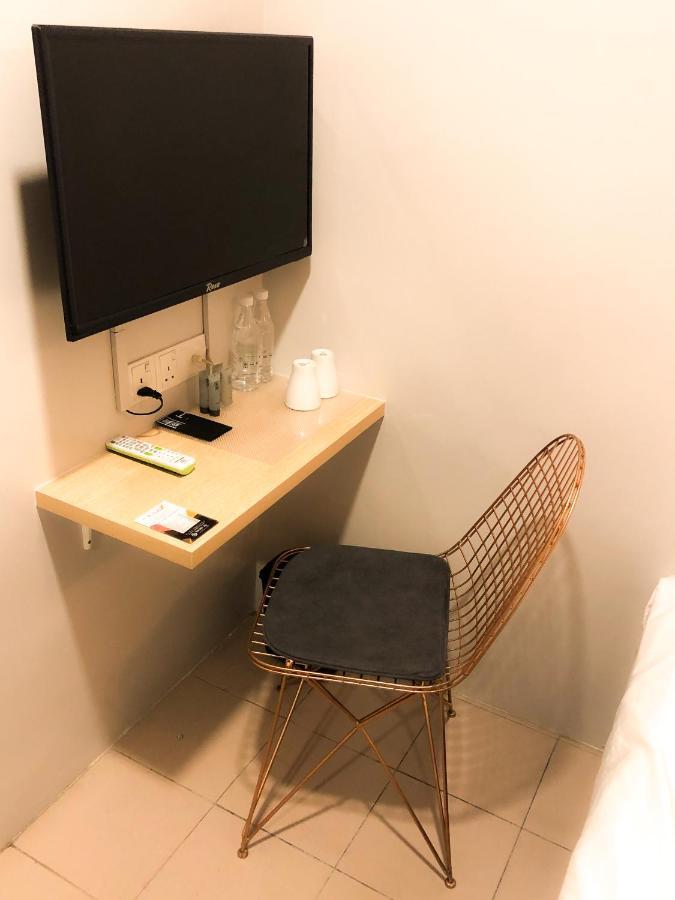 Hotel Hako Xpress Tmn Skudai Baru Esterno foto
